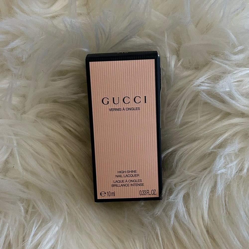 Gucci Vernis À Ongles Nail Polish in Baby Blue - Picture 3 of 9